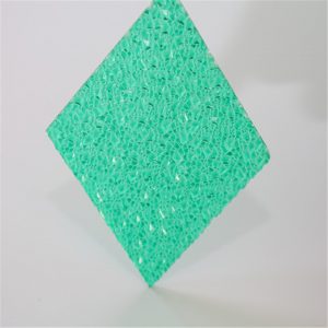 tam-lop-polycarbonate-mat-san-sui-loai-dac-ruot-1-1-744413.html